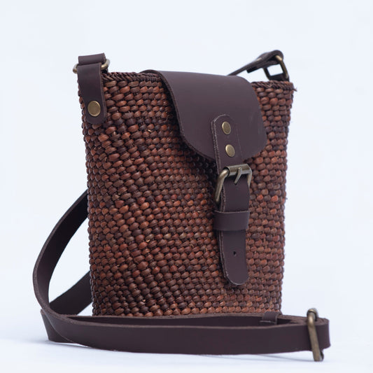 UPANDE Side Bag - Brown